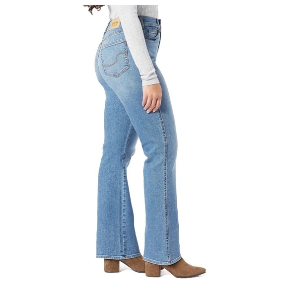 Levi Strauss Signature Women's Heritage High Rise Kick Boot Jeans, Size 20 (W35) - Picture 2 of 3